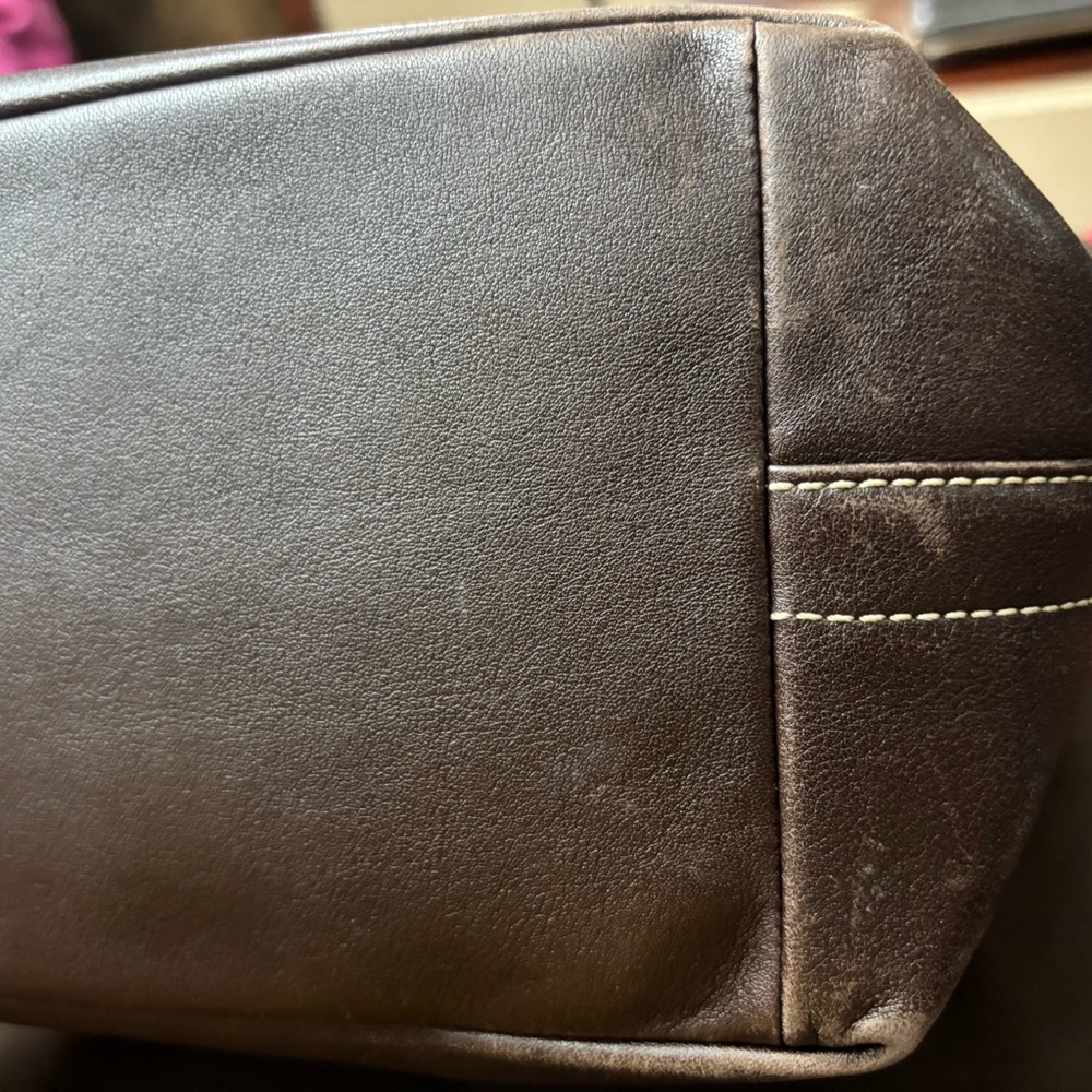 Coach Women’s Signature Canvas Bag in Brown - Picture 6 of 7